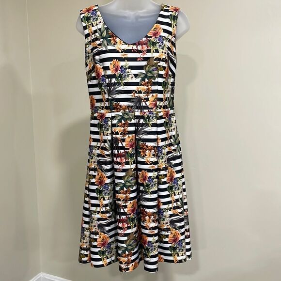 NWOT Chetta B striped floral dress.  Size 6 S small - Picture 1 of 13